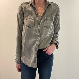 Express boyfriend button down size xs
